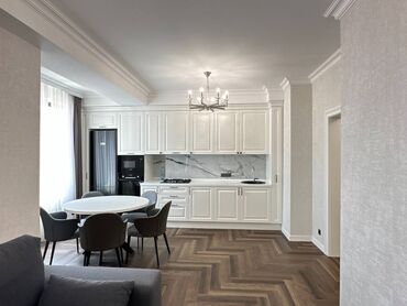 Продажа квартир: 2 комнаты, 80 м², Элитка, 14 этаж, Дизайнерский ремонт