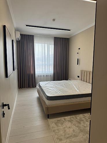18: 3 комнаты, 81 м², 18 этаж — 5