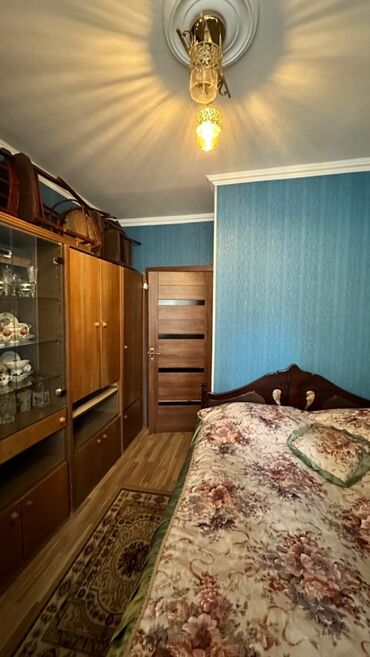 Günlük kirayə mənzillər: 3 otaqlı — 9