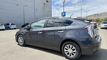 michelin pilot: Toyota Prius: 2013 г., 1.8 л, Вариатор, Гибрид, Хэтчбэк — 4