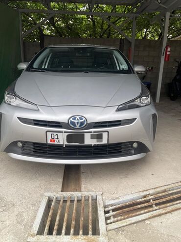 Kia: Toyota Prius: 2019 г., 1.8 л, Вариатор, Гибрид