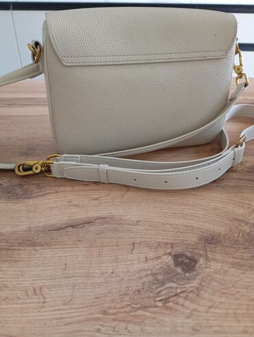 Классические сумки: Сумки из от 500 до 5000 сом — 18