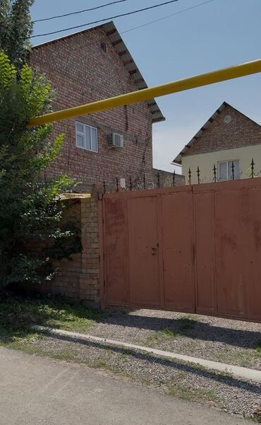 дома барачного типа: Үй, 150 кв. м, 2 бөлмө, Кыймылсыз мүлк агенттиги