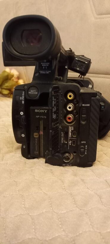 Videokameralar: Sony nx5 e satılır real alıcı ilə razılaşmaq olar kamera əla