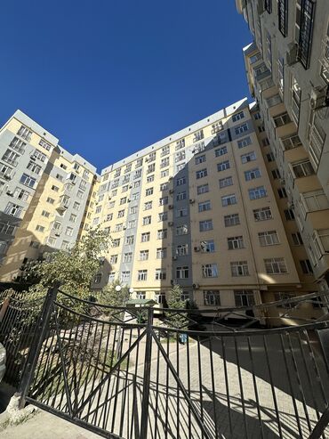 Продажа квартир: 1 комната, 46 м², Элитка, 4 этаж, Косметический ремонт