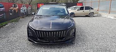 Другие детали салона: Автомобиль — кроссовер полноразмерных сидений. - Отделка — 6