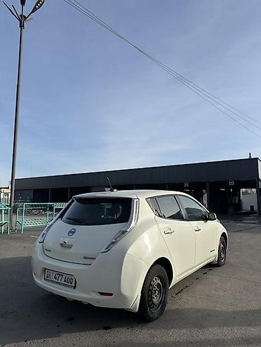 Nissan: Nissan Leaf: 2011 г., Робот, Электромобиль, Хэтчбэк — 4