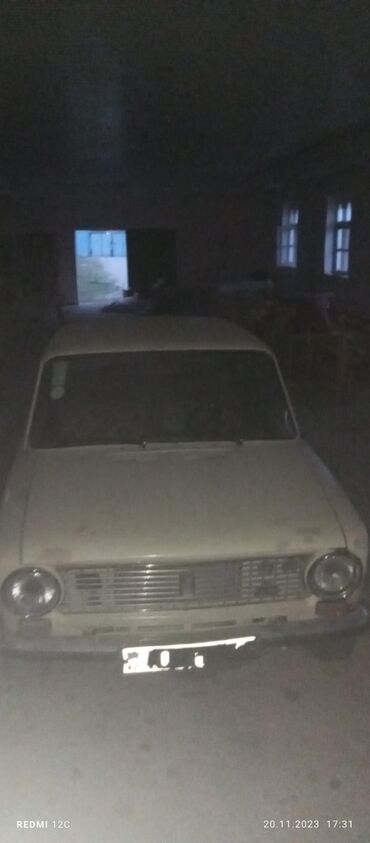 2101: VAZ (LADA) 2101: 1.6 l. | 1982 il | 99955 km. Sedan