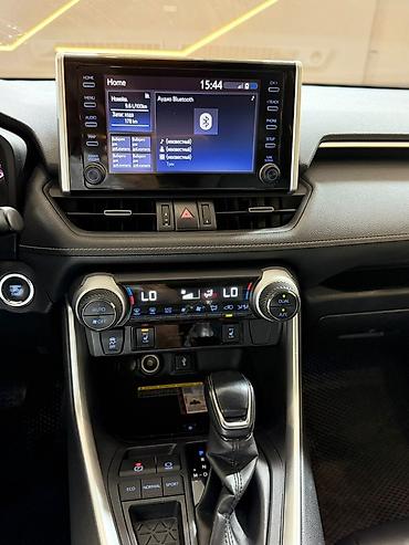 родар: Toyota RAV4: 2019 г., 2 л, Автомат, Бензин, Кроссовер — 10