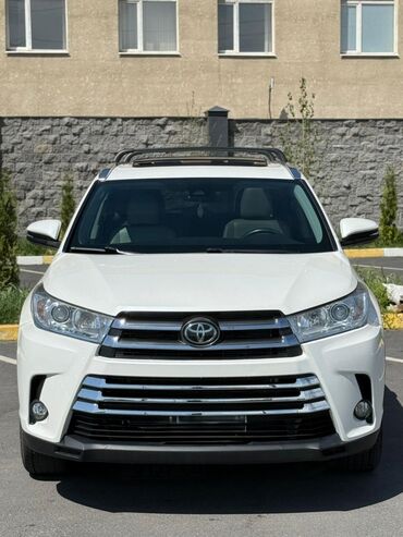 Toyota: Toyota Highlander: 2019 г., 3.5 л, Типтроник, Бензин, Внедорожник