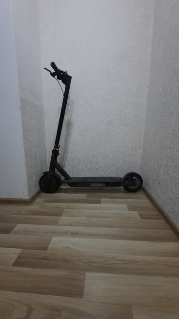 купить электросамокат в баку: İşlənmiş Elektrik samokat ≤ 5", 251 - 350 Vt, 16 - 25 km/s, Ünvandan götürmə