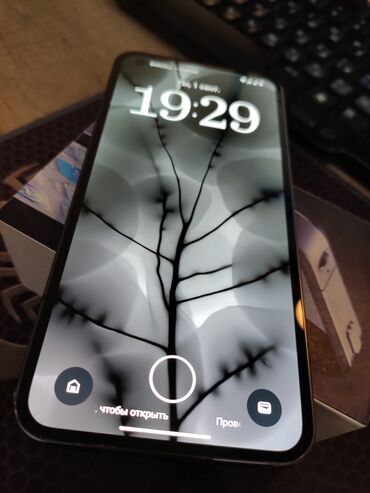 Apple iPhone: Google Pixel 5, 256 ГБ, цвет - Черный, Две SIM карты