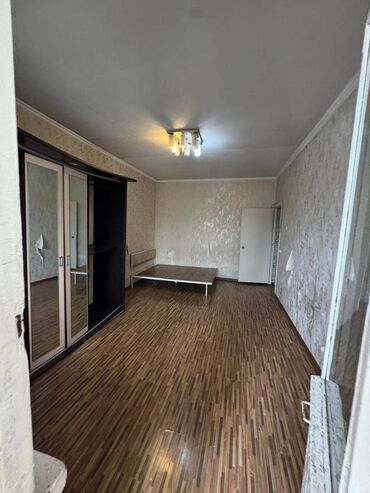 планировка 105 серии: 1 комната, 33 м², 105 серия, 5 этаж, Косметический ремонт