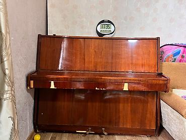 roland g 600: Satılır akustik pianino, upright tipli model. Korpus qəhvəyi, parlaq — 6