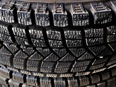Шины: Шины зимние Presa Snow Ice (Maxxis), комплект 4 шт. - Размер: 205/70 — 3