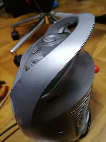 Kaloriferi: Grejalica duvaljka 1500 w ispravna Original vrti levo-desno (profi) — 6