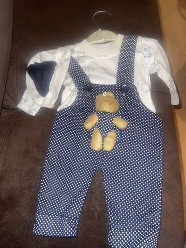 Kombinezonlar: Kombinezon, Uniseks, 3 - 6 ay, Disney — 8