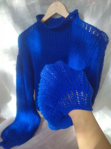 акцент: Женский свитер S (EU 36), M (EU 38), цвет - Синий