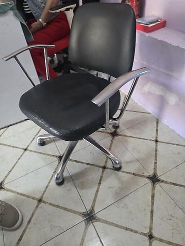 Ofis mebeli: Ofis/Salon kresloları – 2 model 1) Metal karkaslı salon kreslosu - — 1