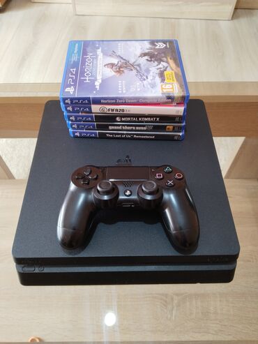 posao preko interneta: Na prodaju PlayStation 4 slim konzola koja radi perfektno i odlicno