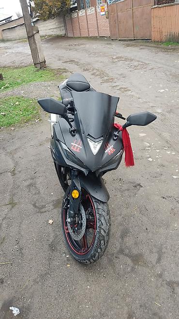 Мотоциклы: Продаю спортивный байк состояние хорошее срочно обращайтесь по номеру — 12