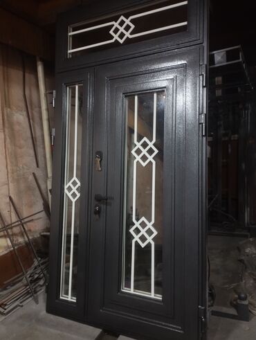 Двери для домов и квартир: Двери для домов и квартир, Металл, Другая страна производитель — 25