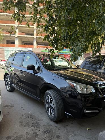 Subaru Forester: 2017 г.