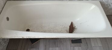полочки в ванну: Чугунная ванна прямоугольная, классического типа. - Материал: чугун с