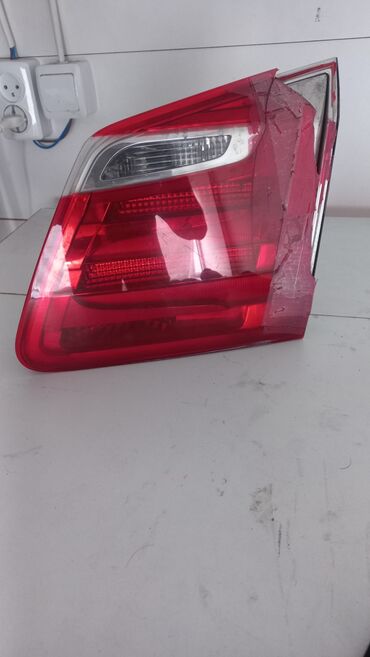 Yanacaq sistemləri: Sağ, Duman əleyhinə faralar, Mercedes-Benz, 2013 il, Orijinal, ABŞ, İşlənmiş
