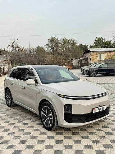 golf 1 1987: Lixiang L7: 2025 г., 1.5 л, Автомат, Гибрид, Кроссовер — 2
