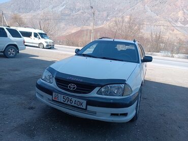 продаю тайота прадо бишкеке: Toyota Avensis: 2002 г., 2 л, Механика, Дизель, Универсал