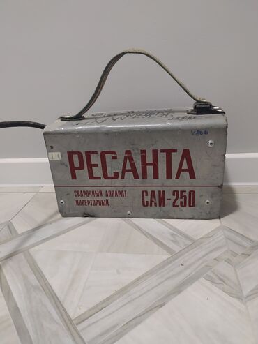 чугунную буржуйку: Сварочный инвертор РЕСАНТА САИ‑250 - Тип: инверторный сварочный