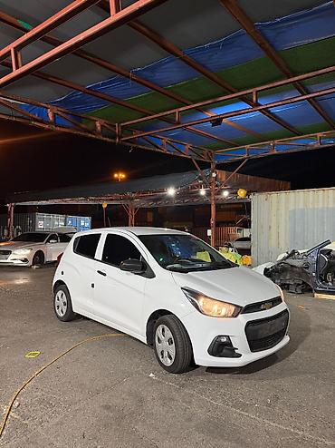 Chevrolet: Chevrolet Spark: 2018 г., 1 л, Вариатор, Бензин, Хэтчбэк — 3