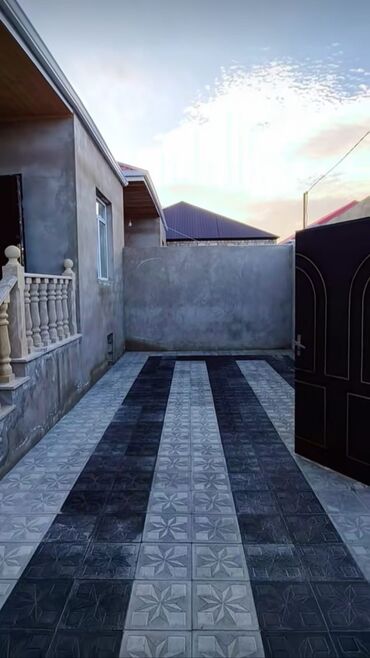 Həyət evləri və villaların satışı: 3 otaqlı, 80 kv. m, Kredit yoxdur, Orta təmir — 2