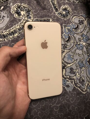 Apple iPhone: IPhone 8, 64 GB, Qızılı, Barmaq izi, Simsiz şarj