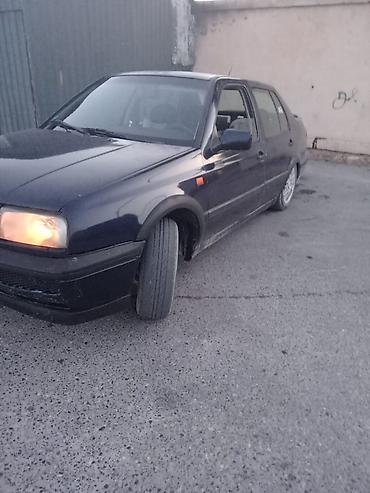 Volkswagen Vento sedan - Kuzov: 4 qapılı sedan, tünd göy rəng - lalafo.az -da Volkswagen Vento sedan - Kuzov: 4 qapılı sedan, tünd göy rəng -
