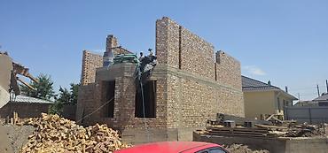 construction: Кладка кирпича каменщик фундамент кладка крыша штукатурка стяжка — 7