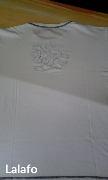 Majice: Kvalitetna bela majca, tfy product, veličina L, sa diskretnim vezom na — 7