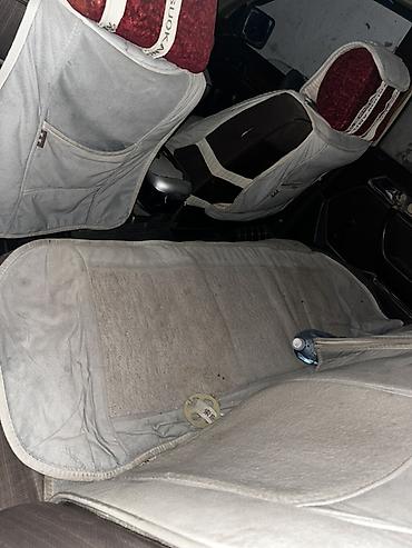 бекер уй: Mercedes-Benz седан (ориентировочно серия W124), бордовый дизель 3 — 6