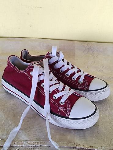 patike starke: Zenske converse all star patike,novo-500 dinara Nekoriscene Material — 2