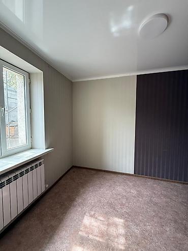 Продажа коттеджей и домов: 6 комнат и более, 300 м², 4 соток, Бишкек, 4 мкр Агентство недвижимости at lalafo.kg — 4 Продажа коттеджей и домов: 6 комнат и более, 300 м², 4 соток, Бишкек, 4 мкр Агентство недвижимости — 4