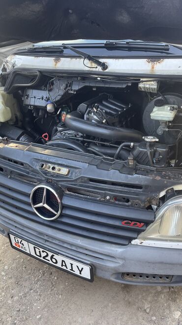 мерс сапог грузовой бортовой: Легкий грузовик, Mercedes-Benz, 2 т, Б/у