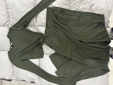 белая ночная сорочка: Женский комплект из трикотажа, цвет хаки (оливковый). Состав