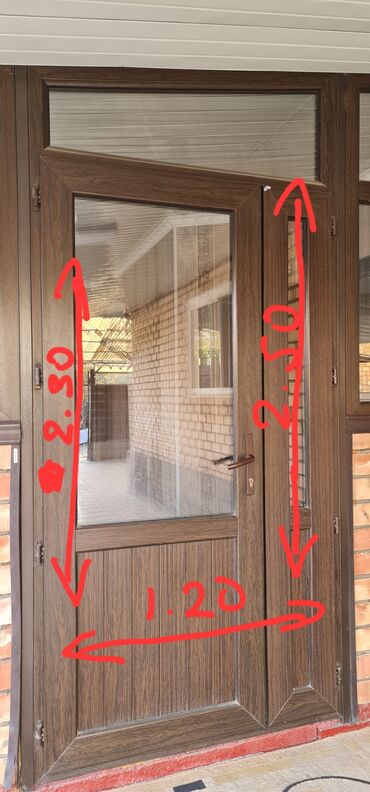 пластиковые двери межкомнатные: Пластиковая дверь, С окошком, Турецкая, 250 * x 120 см, Б/у