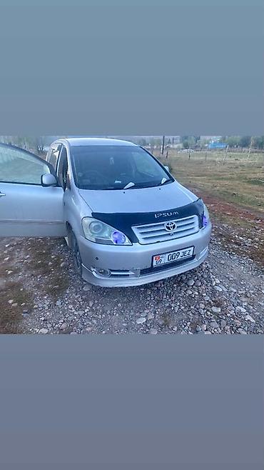 Toyota: Toyota Ipsum: 2001 г., 2.4 л, Автомат, Бензин, Минивэн — 3