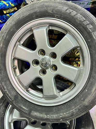 varta max tech: Toyota orijinal təkər diskləri və şinlər komplekti - Disk: 5 cıvata — 1