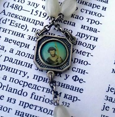 Ogrlice: Antikne brojanice staklene perle Raspeće krst ogrlica Italy. Antikna — 7