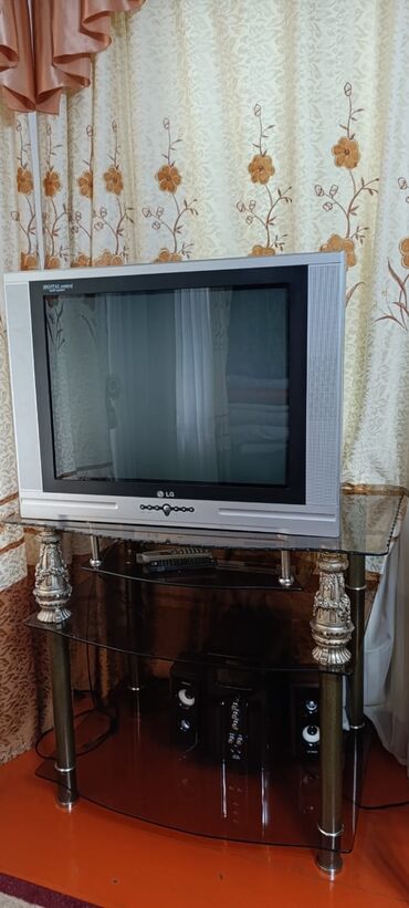 телевизор белый: Телевизор с тумбой