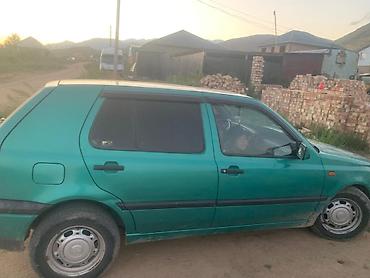 Унаа сатуу: Volkswagen Golf: 1992 г., 1.8 л, Хетчбек — 2