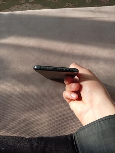 Apple iPhone: IPhone 11 Pro Max, Б/у, 64 ГБ, Space Gray, Коробка, 79 % — 3